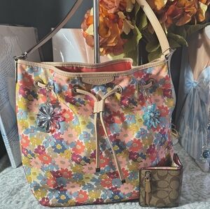 Coach Peyton Floral Drawstring Bag & Peyton Wallet 2 Coach Charms A1458-F28922